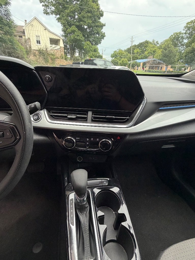 2024 Chevrolet Trax - $19,995