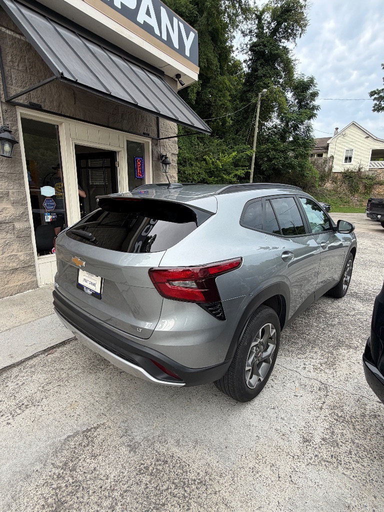 2024 Chevrolet Trax - $19,995