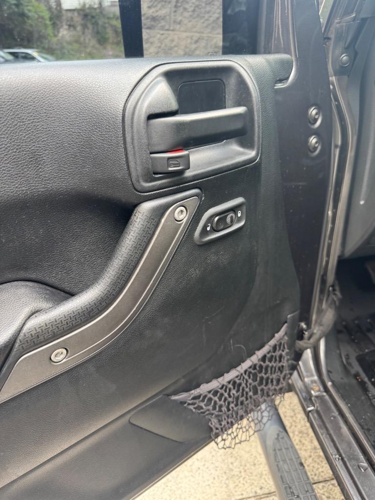 2017 Jeep Wrangler - $18,995