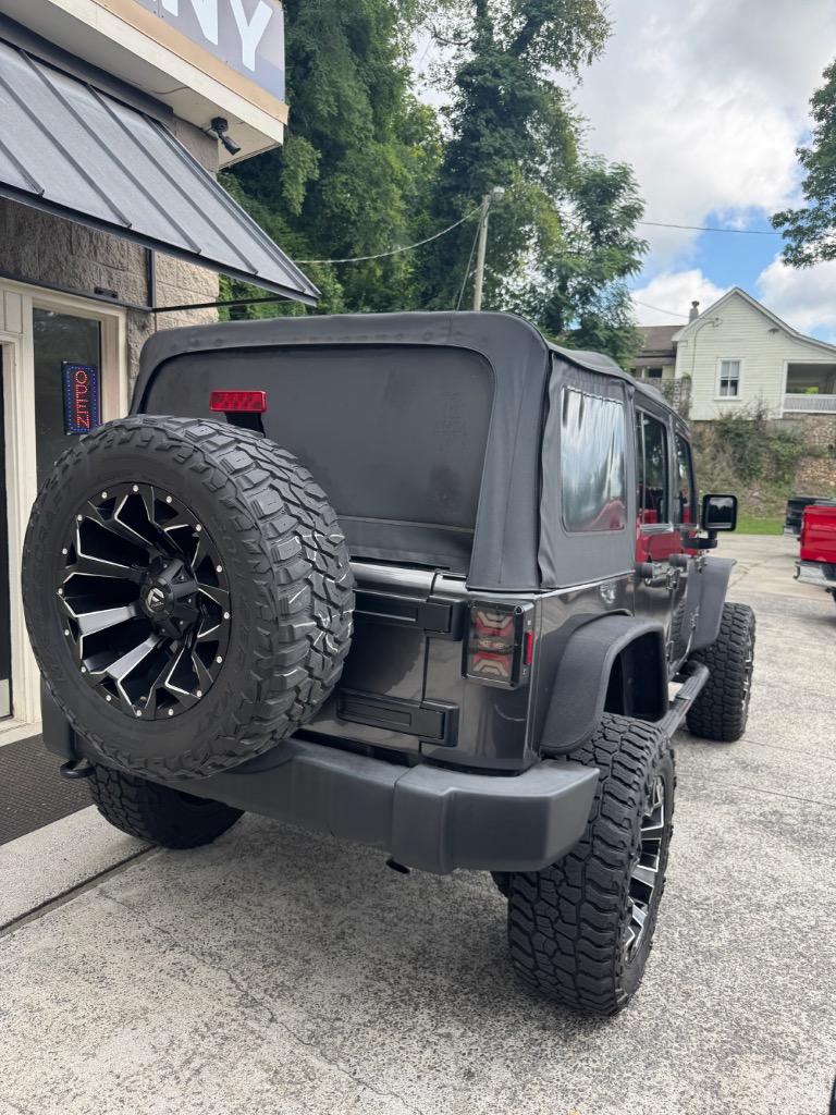 2017 Jeep Wrangler - $18,995