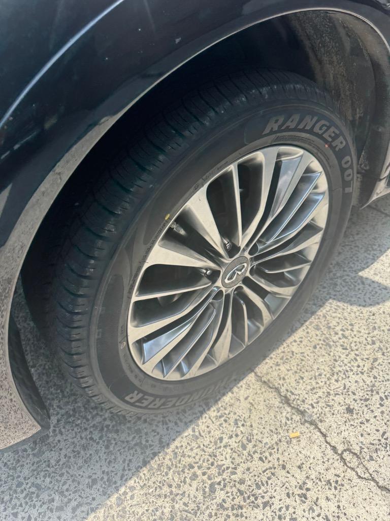 2018 INFINITI QX80 - $19,995