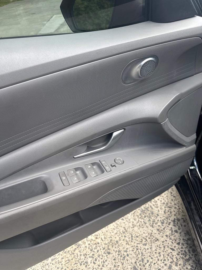 2021 Hyundai Elantra - $16,900