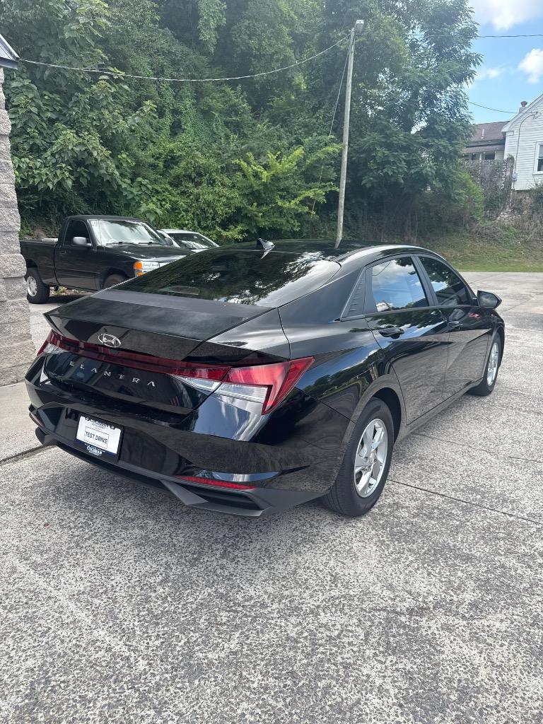 2021 Hyundai Elantra - $16,900
