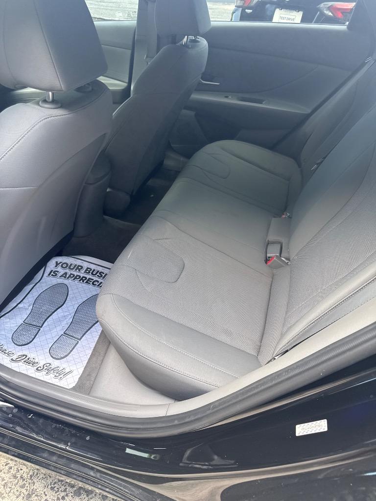 2021 Hyundai Elantra - $16,900