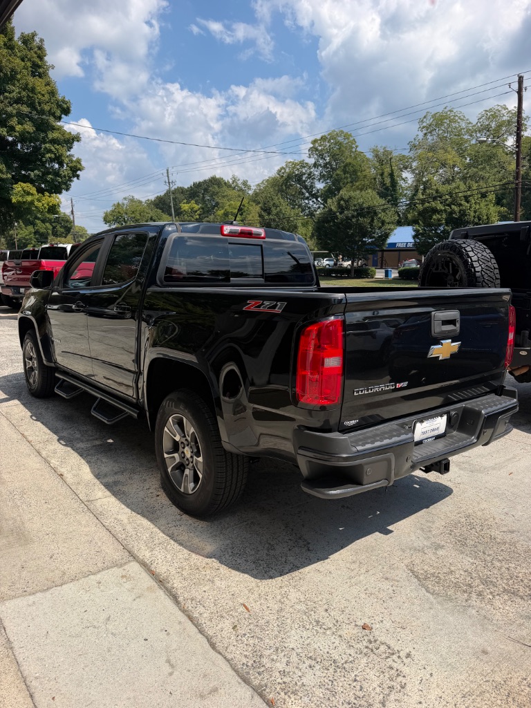 2019 Chevrolet Colorado - $20,995