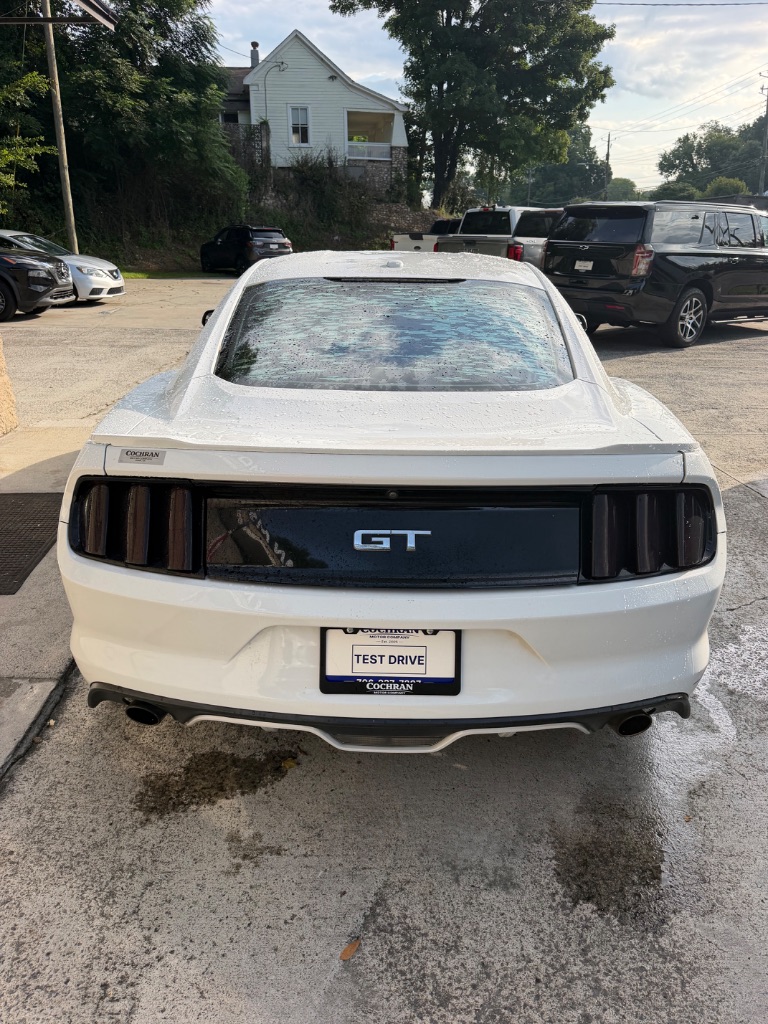 2017 Ford Mustang - $21,500