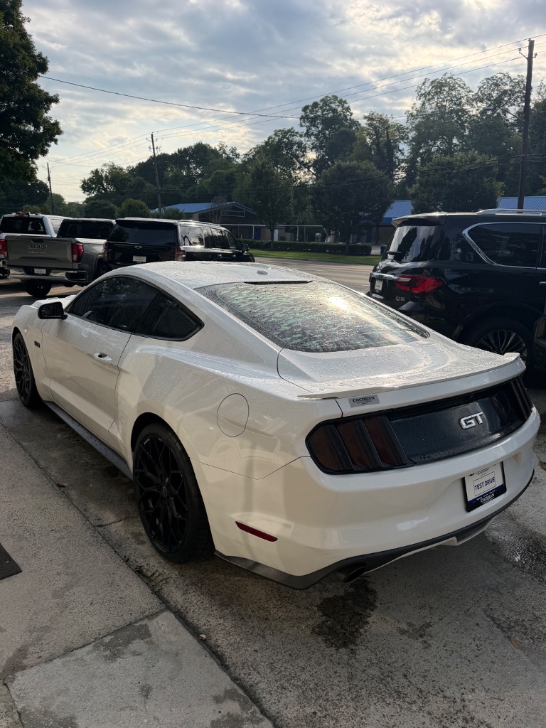 2017 Ford Mustang - $21,500