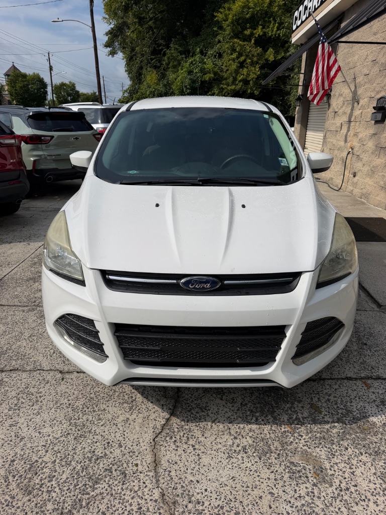 2016 Ford Escape - $8,995