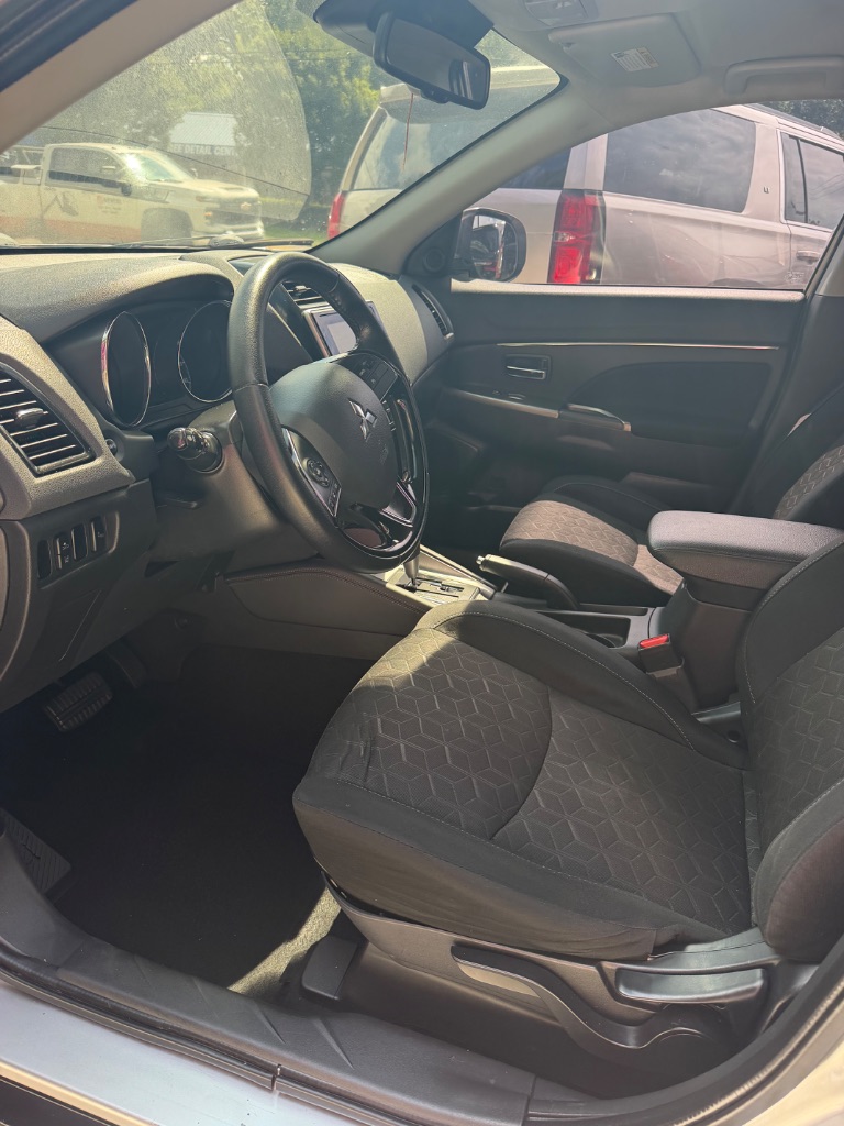 2020 Mitsubishi Outlander - $9,995