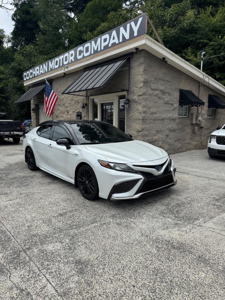 2021 Toyota Camry - $22,900