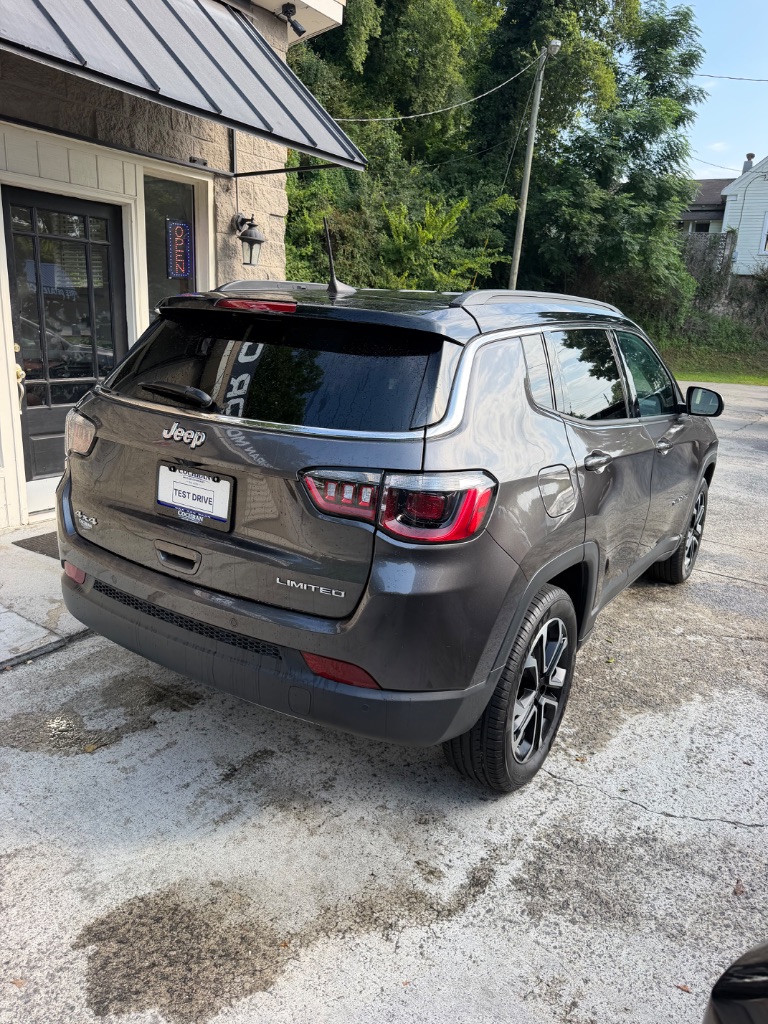 2024 Jeep Compass - $19,900