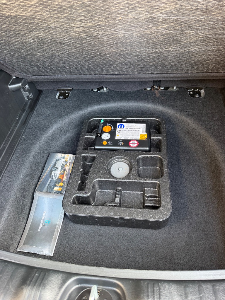 2024 Jeep Compass - $19,900