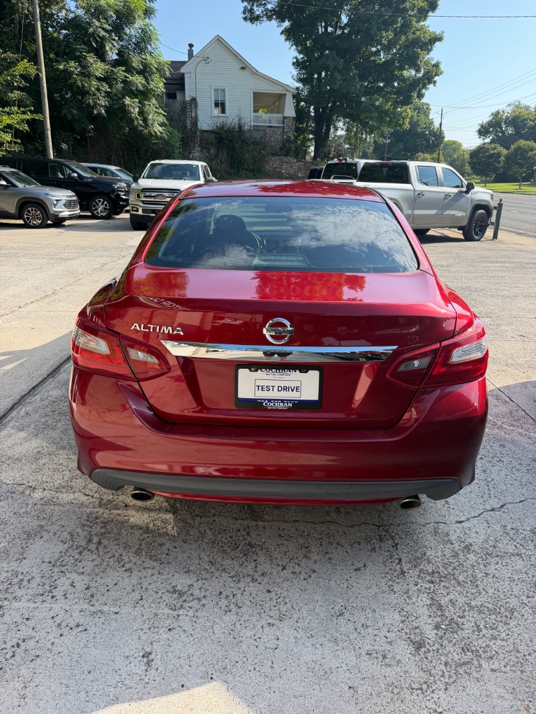 2018 Nissan Altima - $13,995