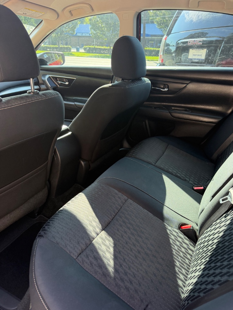 2018 Nissan Altima - $13,995