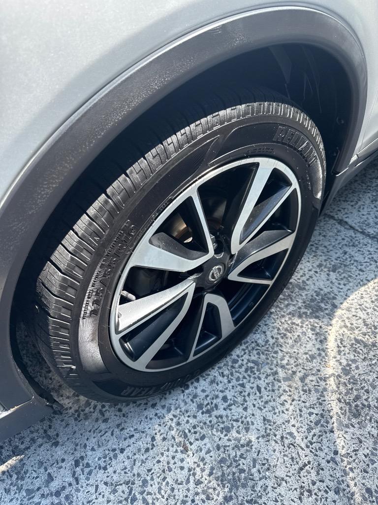 2020 Nissan Rogue - $13,995