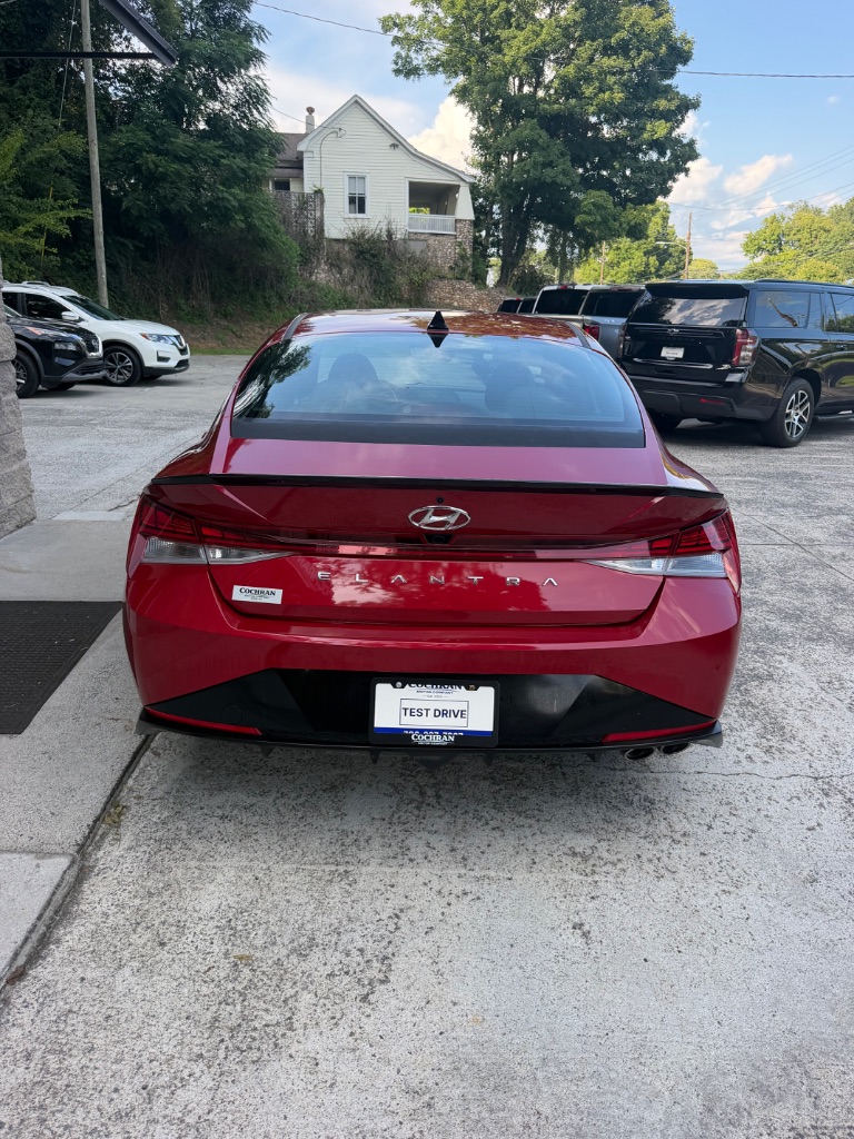 2023 Hyundai Elantra - $22,500