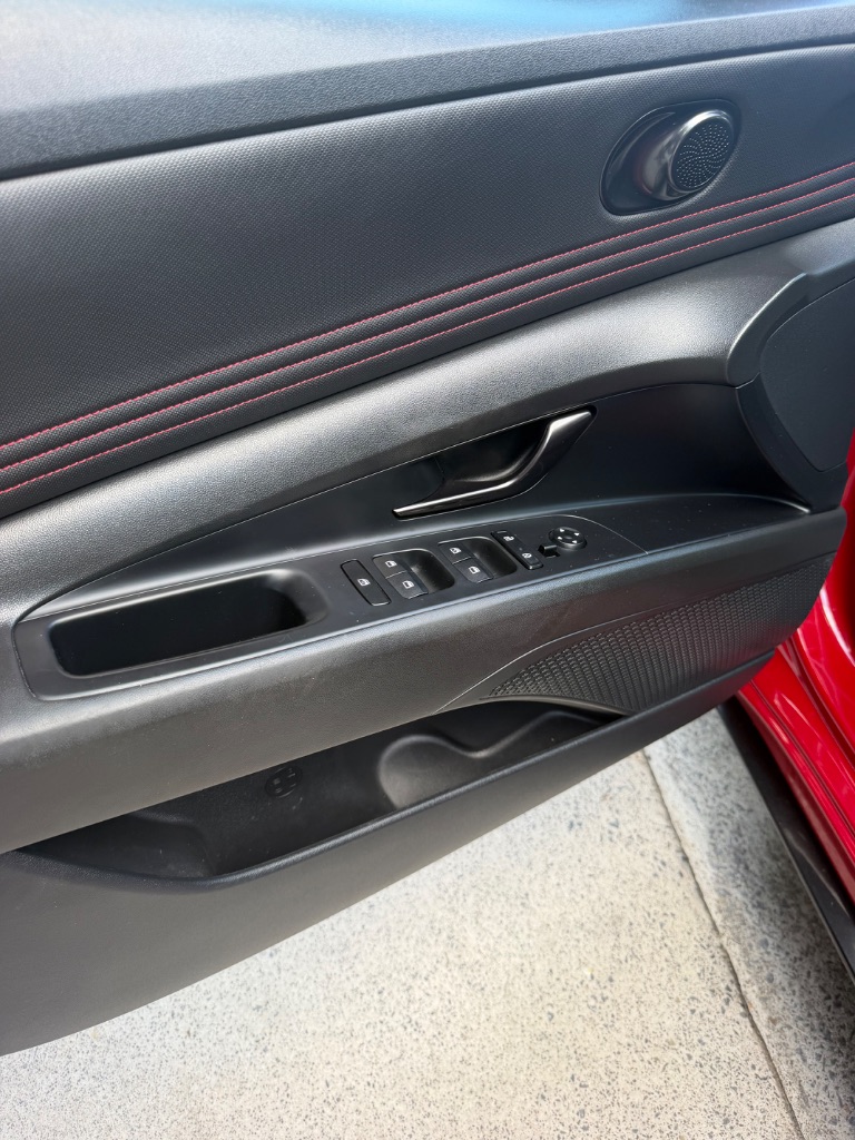 2023 Hyundai Elantra - $22,500