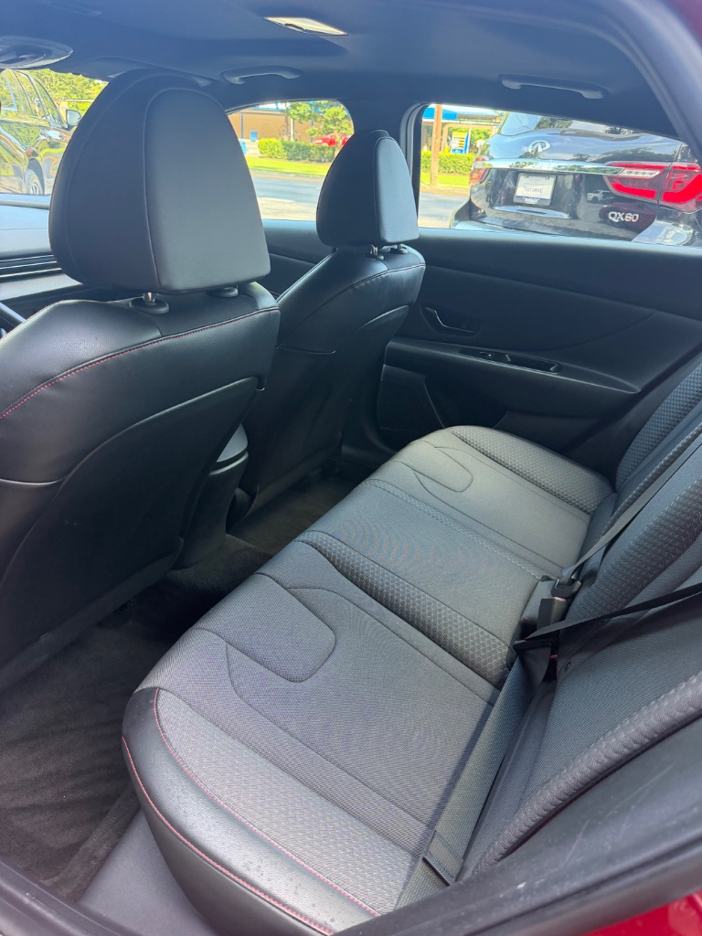 2023 Hyundai Elantra - $22,500