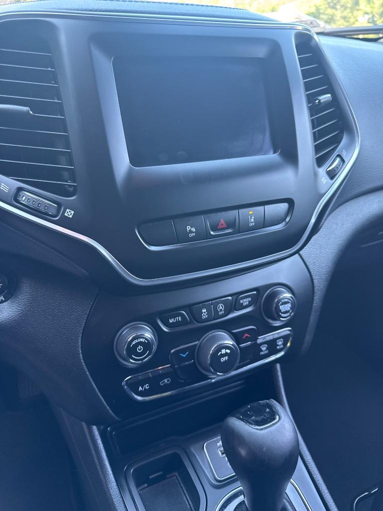 2021 Jeep Cherokee - $11,500