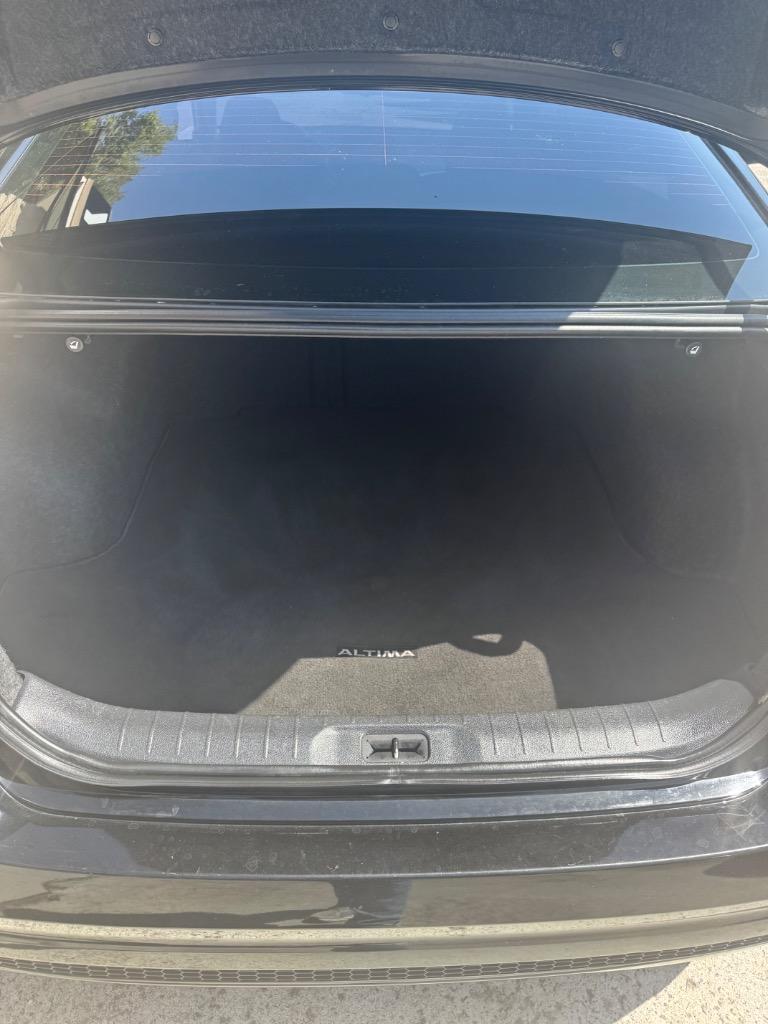 2019 Nissan Altima - $12,900