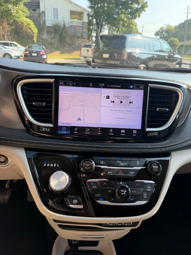 2024 Chrysler Pacifica - $22,995