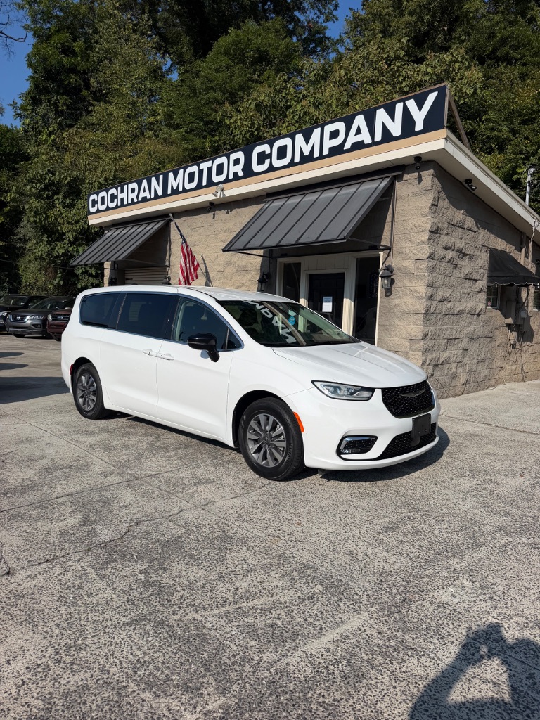 2024 Chrysler Pacifica - $22,995