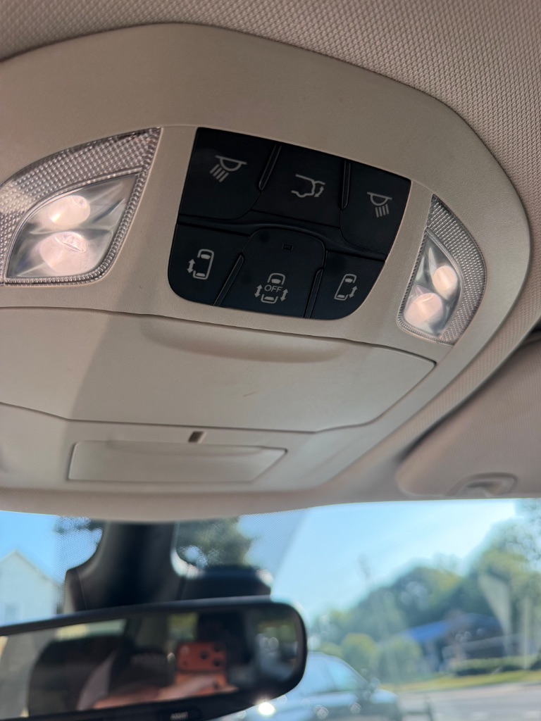 2024 Chrysler Pacifica - $22,995