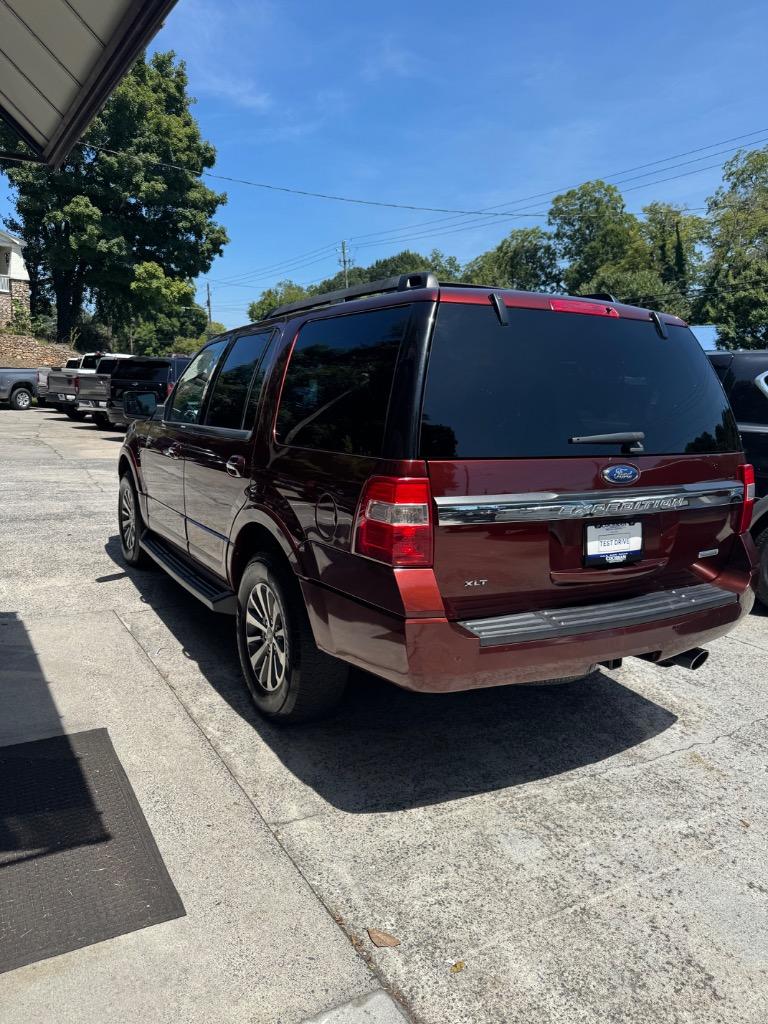 2017 Ford Expedition - $9,995