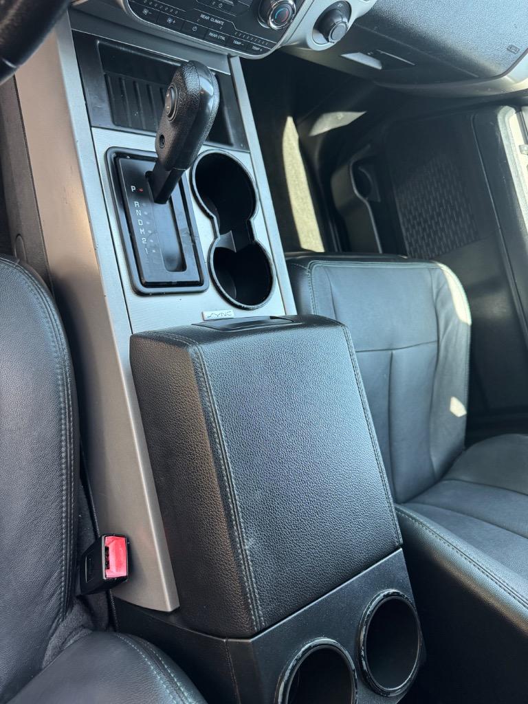 2017 Ford Expedition - $9,995