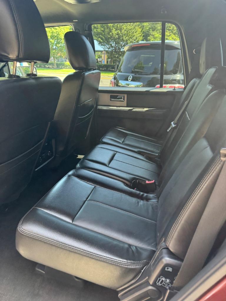 2017 Ford Expedition - $9,995