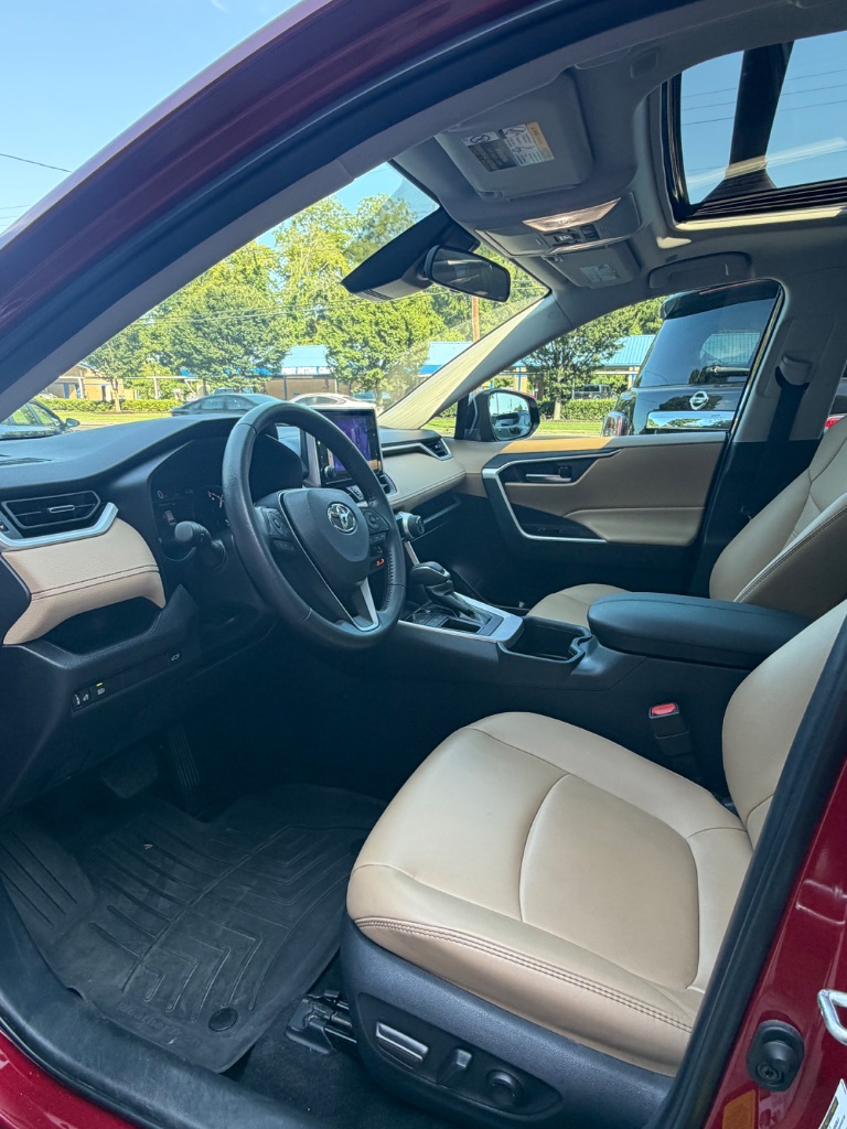 2025 Toyota RAV4 - $34,900
