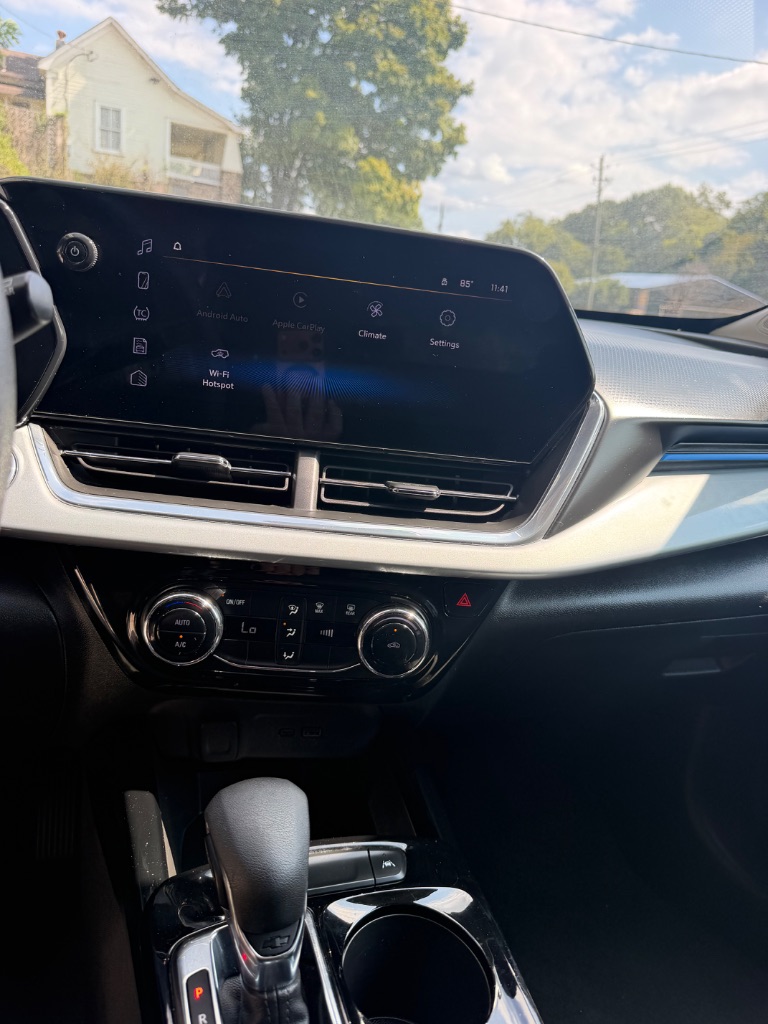 2025 Chevrolet Trax - $17,900