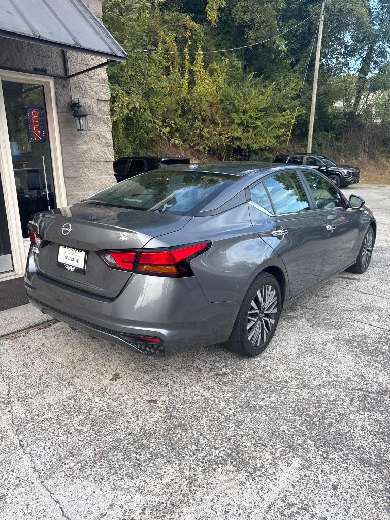 2025 Nissan Altima - $19,995
