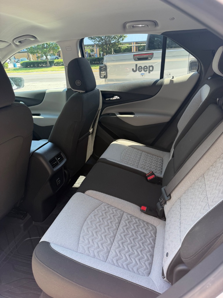 2022 Chevrolet Equinox - $18,900