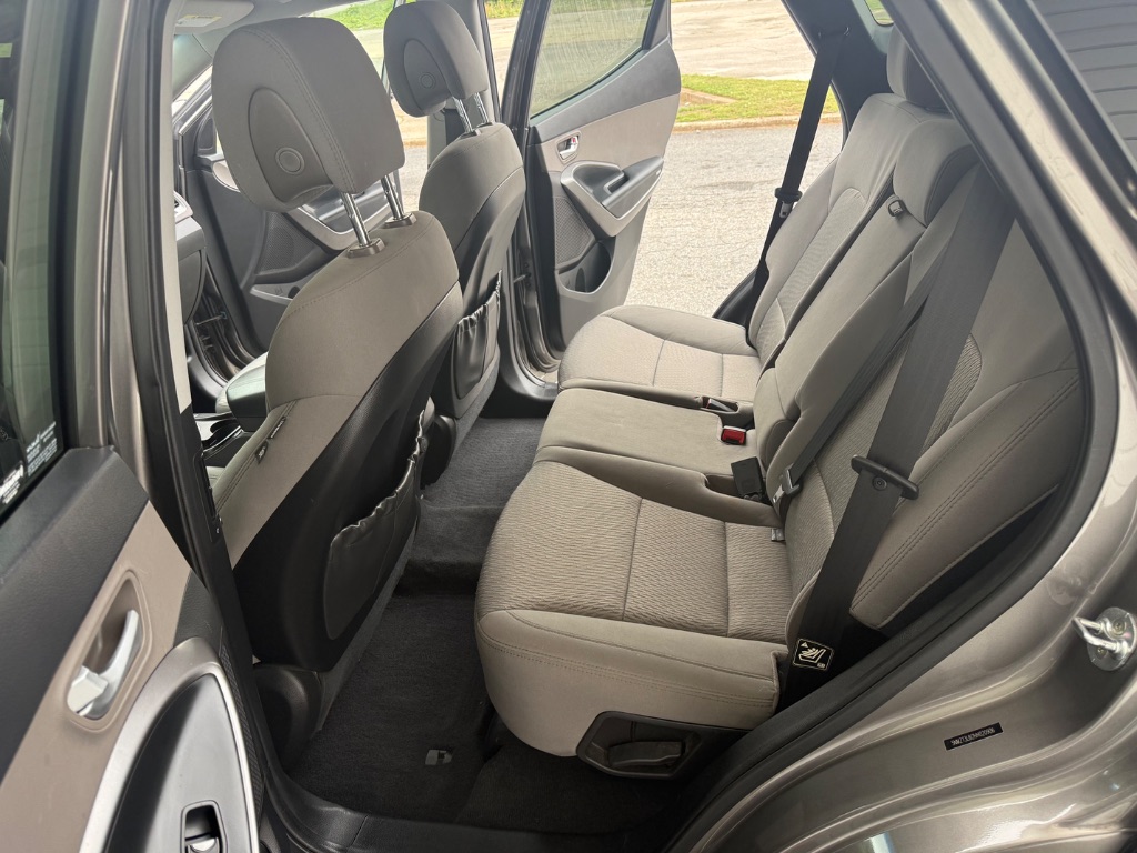 2017 Hyundai Santa Fe Sport - $11,995