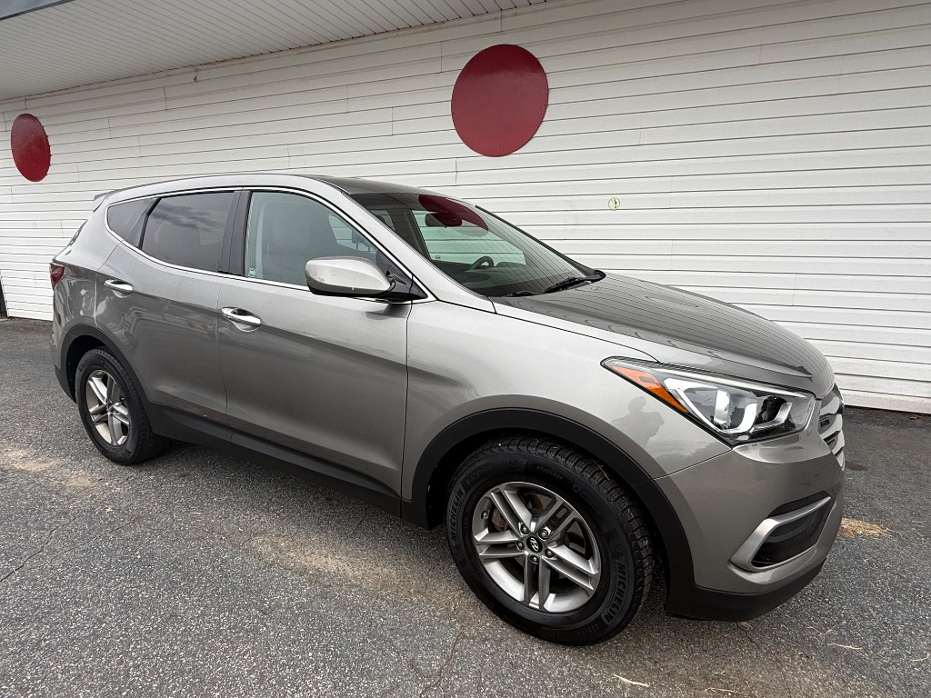 2017 Hyundai Santa Fe Sport - $11,995