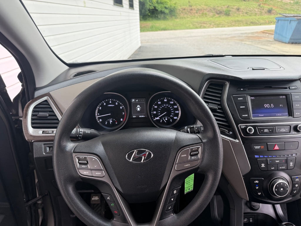 2017 Hyundai Santa Fe Sport - $11,995