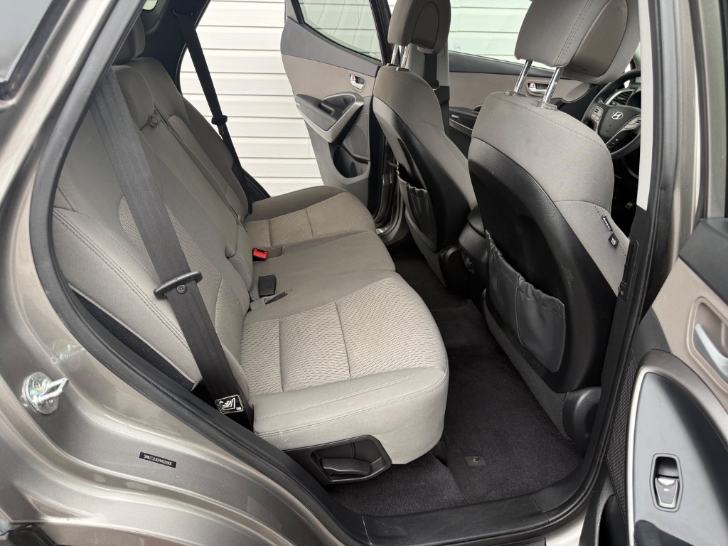 2017 Hyundai Santa Fe Sport - $11,995