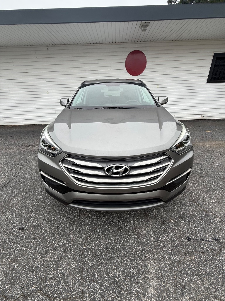 2017 Hyundai Santa Fe Sport - $11,995