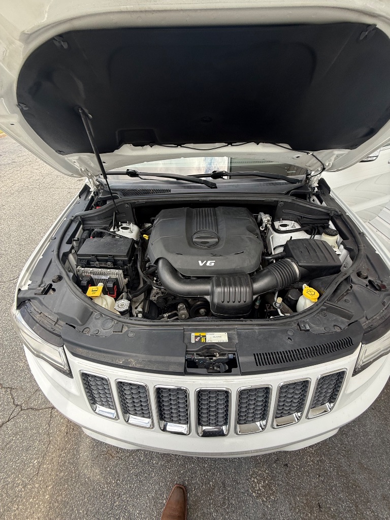 2015 Jeep Cherokee - $12,995