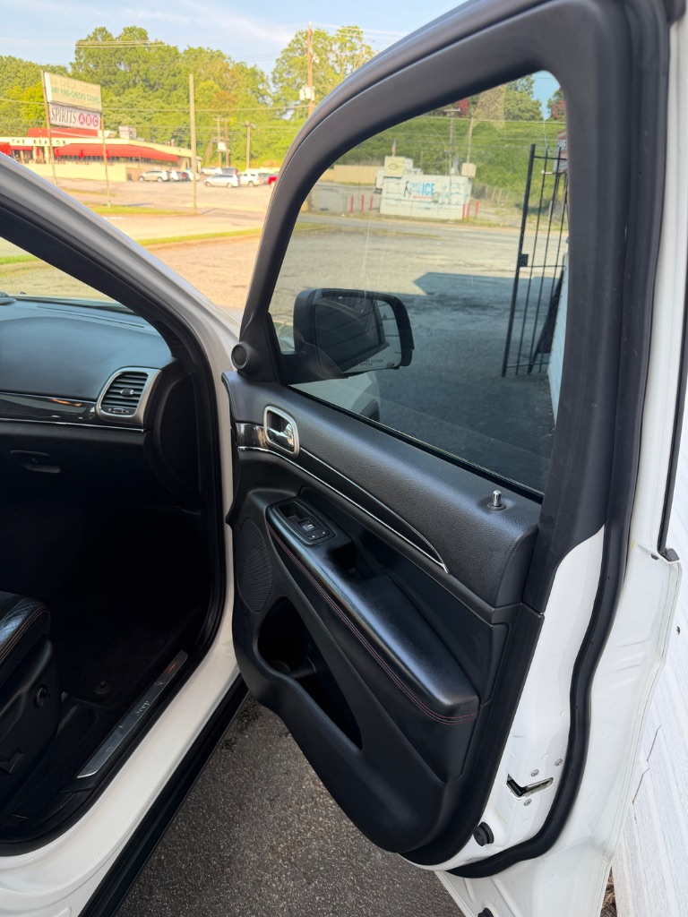 2017 Jeep Cherokee - $12,995