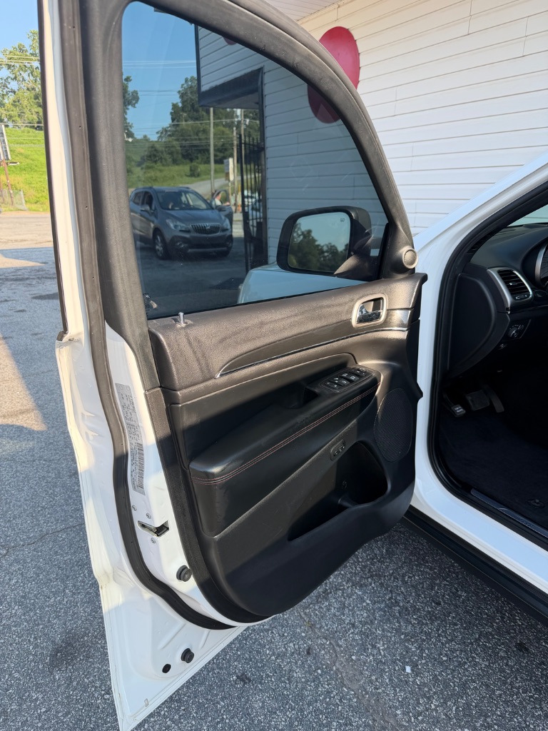 2017 Jeep Cherokee - $12,995