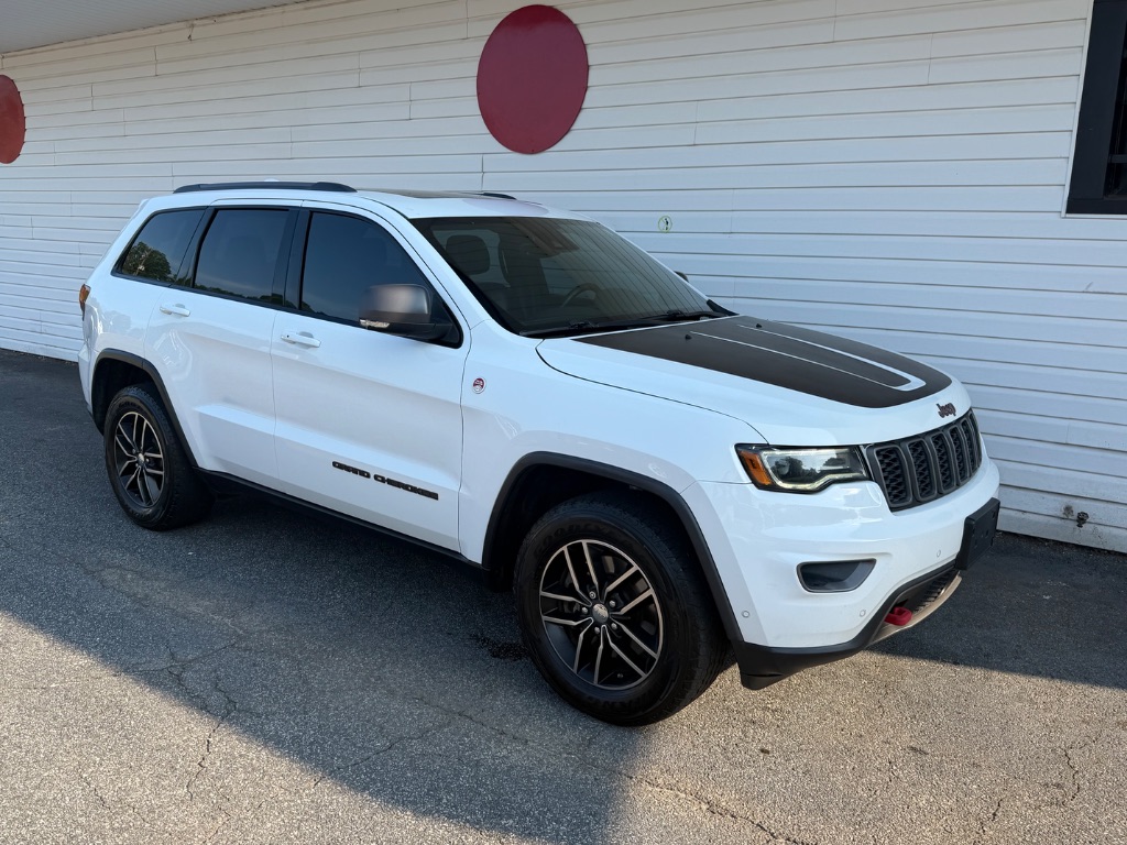 2017 Jeep Cherokee - $12,995