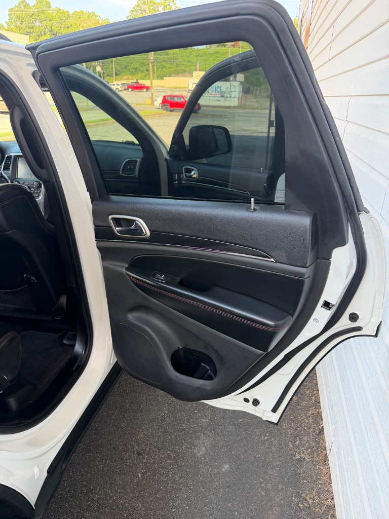 2017 Jeep Cherokee - $12,995