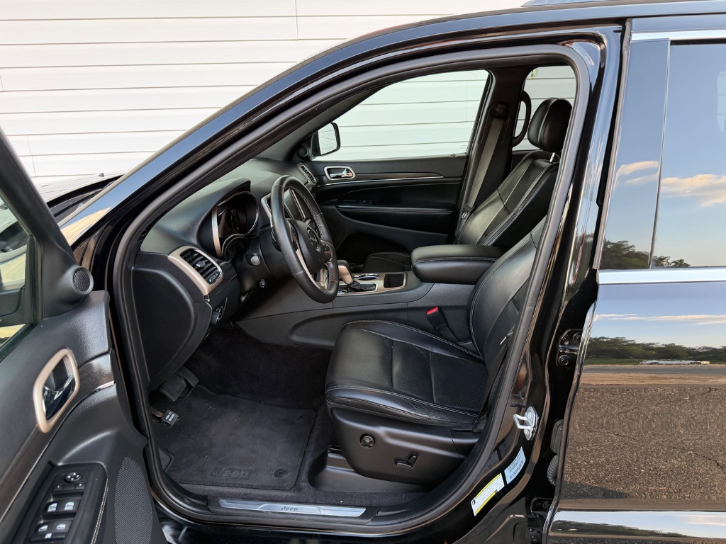 2017 Jeep Cherokee - $15,800
