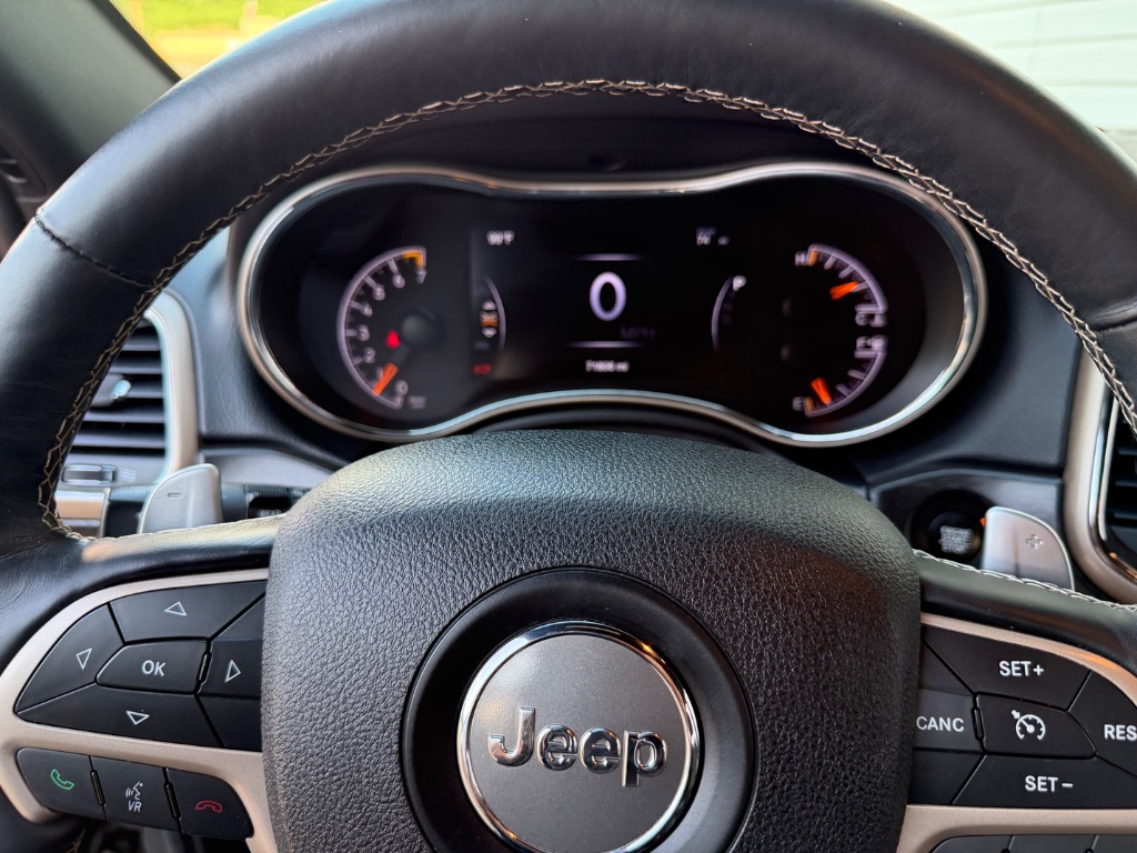 2017 Jeep Cherokee - $15,800
