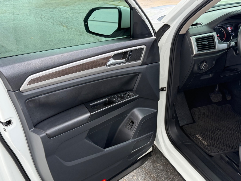 2019 Volkswagen Atlas - $13,995