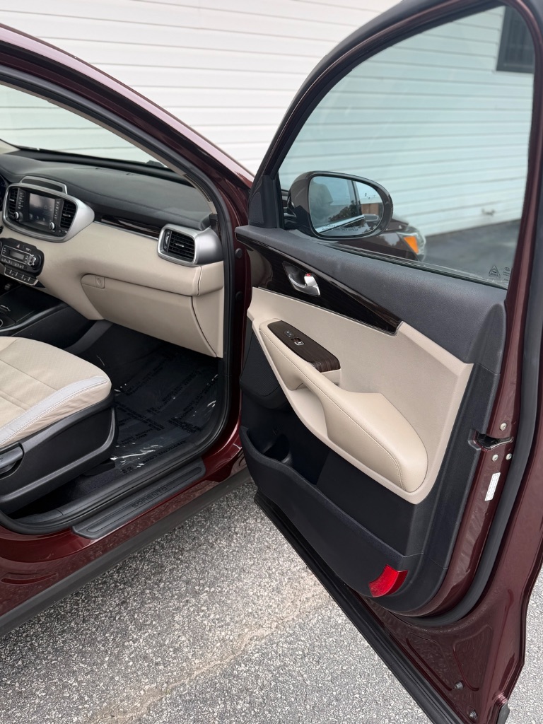 2020 Kia Sorento - $13,495