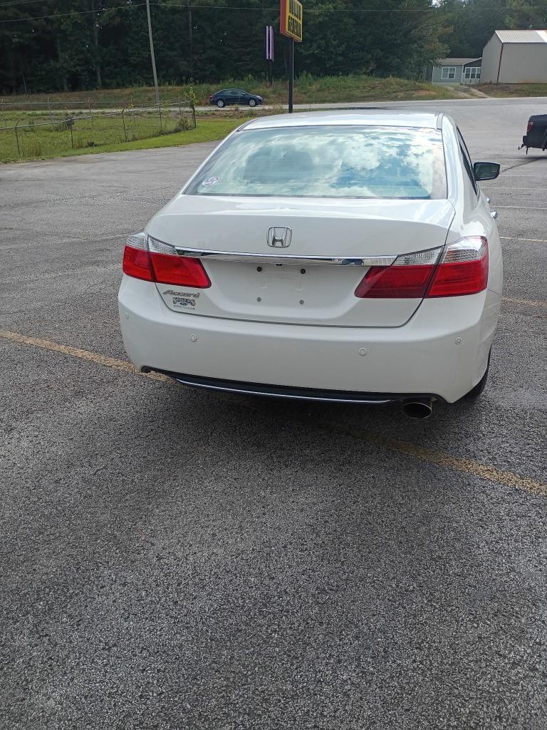 2014 Honda Accord - $9,387