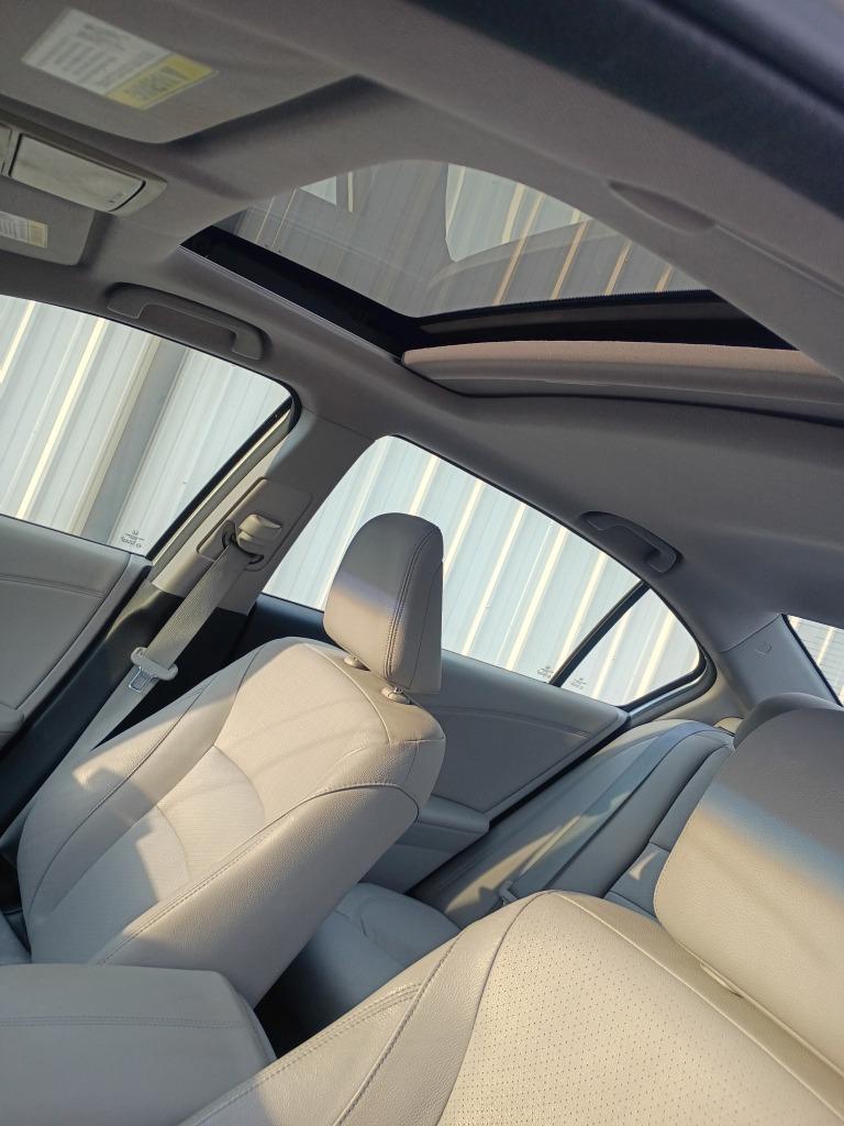 2013 Honda Accord - $12,987